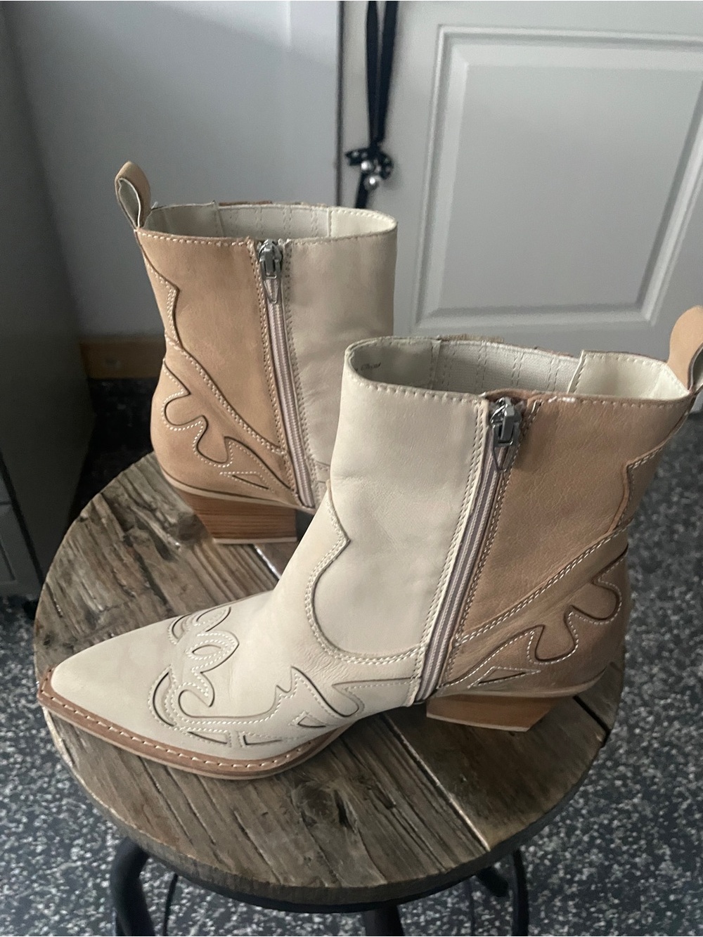 Dolce Vita Cowboy Booties, 9, NWOT - Picture 2 of 4